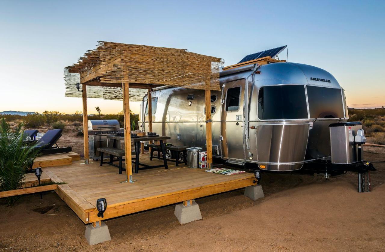 @ Marbella Lane - Joshua Tree Remote Airstream Stargazing Glamping! Hotel Exterior photo