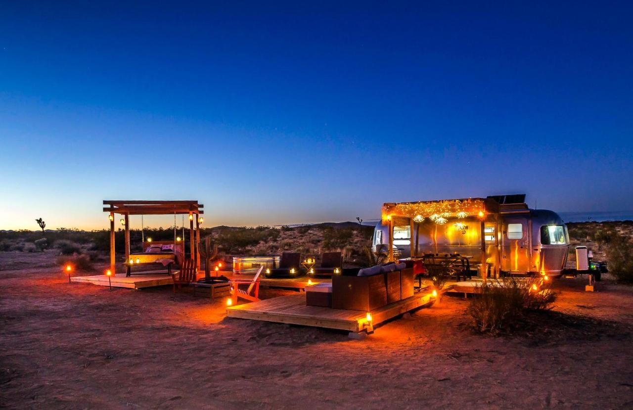 @ Marbella Lane - Joshua Tree Remote Airstream Stargazing Glamping! Hotel Exterior photo