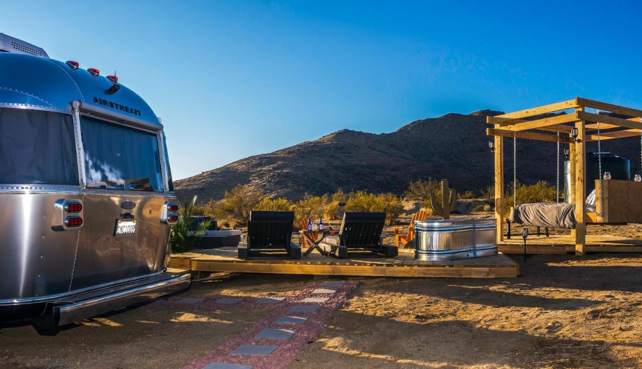 @ Marbella Lane - Joshua Tree Remote Airstream Stargazing Glamping! Hotel Exterior photo