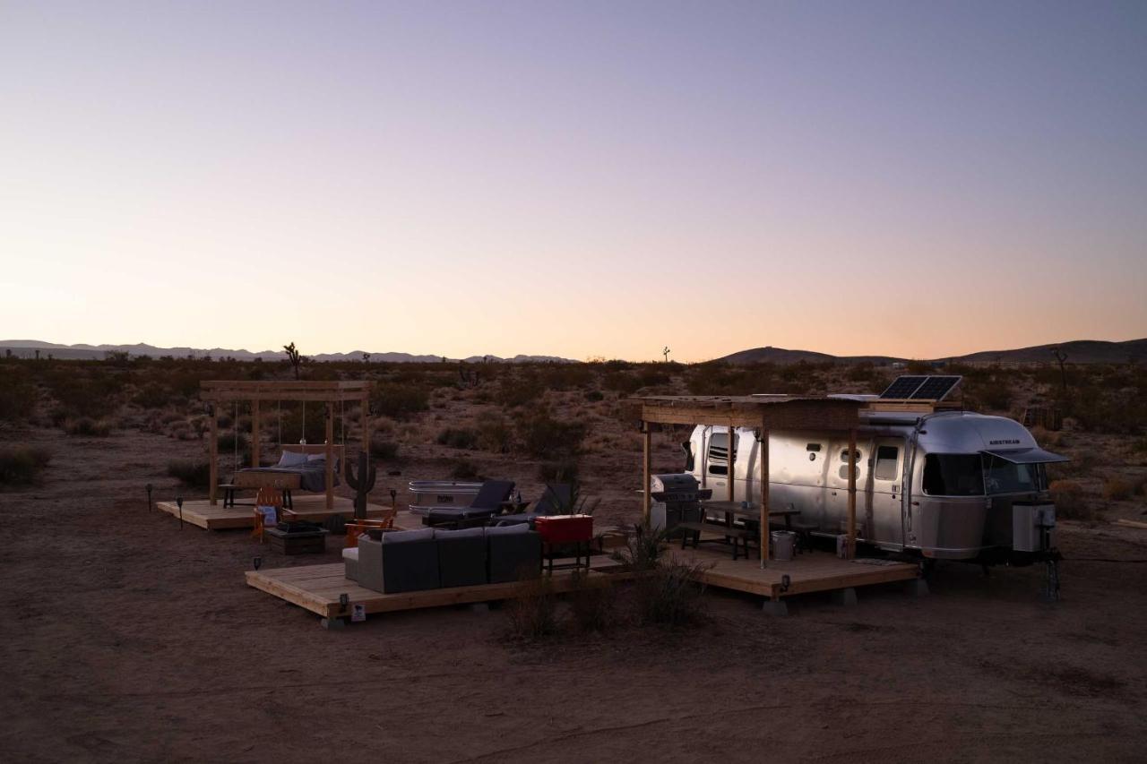 @ Marbella Lane - Joshua Tree Remote Airstream Stargazing Glamping! Hotel Exterior photo