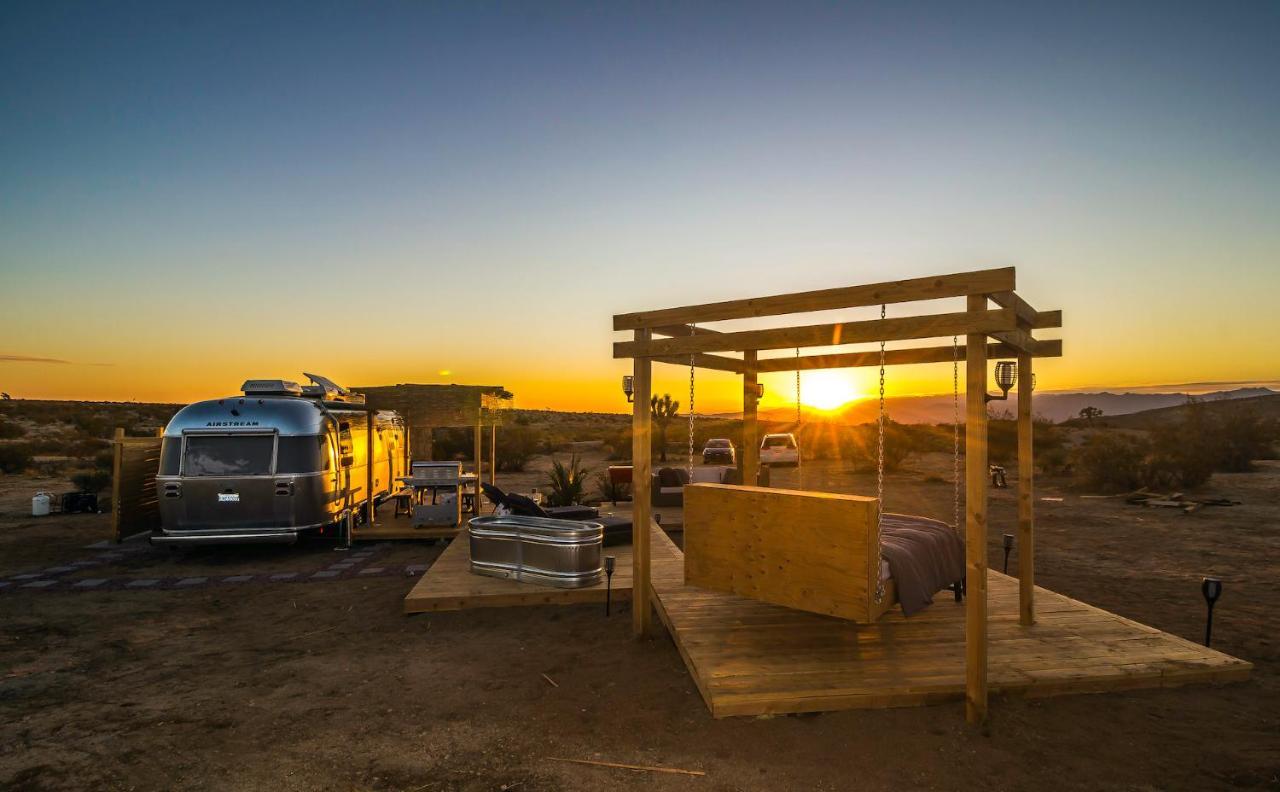 @ Marbella Lane - Joshua Tree Remote Airstream Stargazing Glamping! Hotel Exterior photo