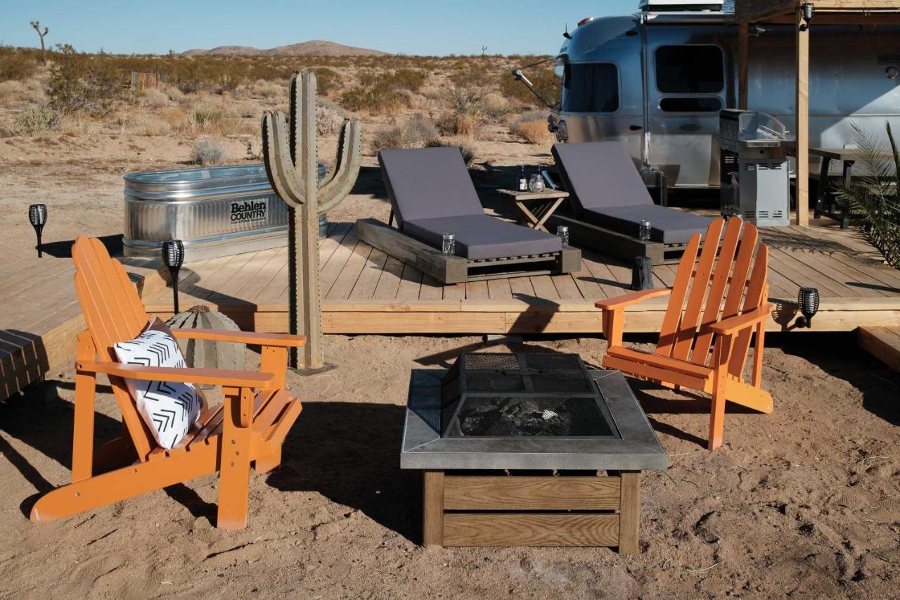 @ Marbella Lane - Joshua Tree Remote Airstream Stargazing Glamping! Hotel Exterior photo