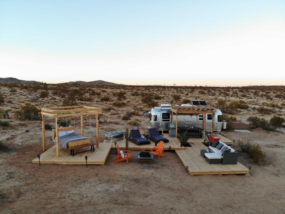 @ Marbella Lane - Joshua Tree Remote Airstream Stargazing Glamping! Hotel Exterior photo