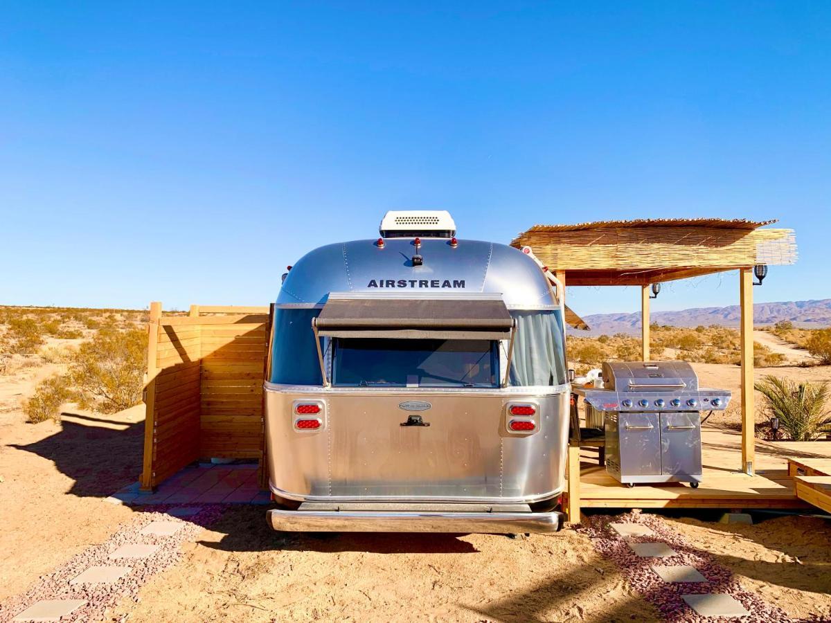 @ Marbella Lane - Joshua Tree Remote Airstream Stargazing Glamping! Hotel Exterior photo